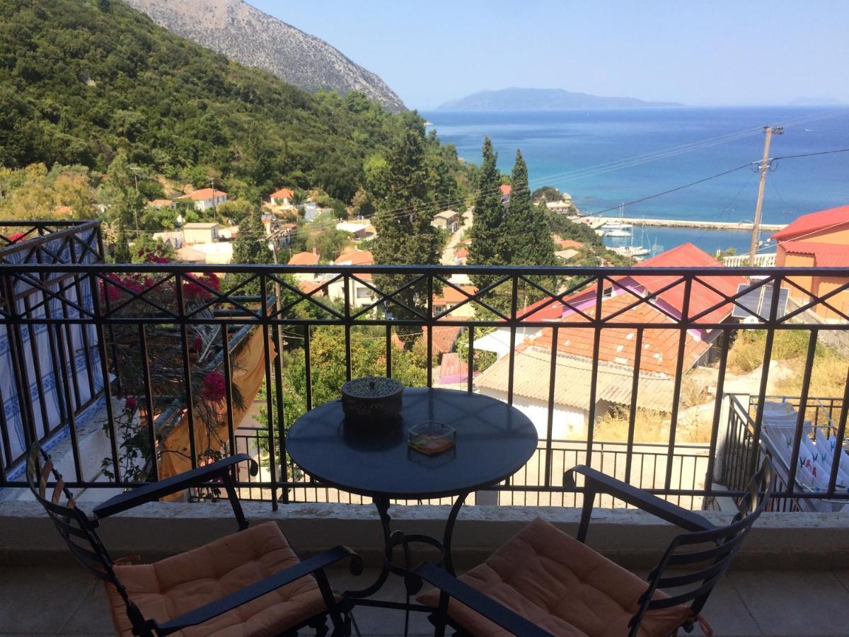 Giannatos' Studios - Makis Poros  Exterior photo