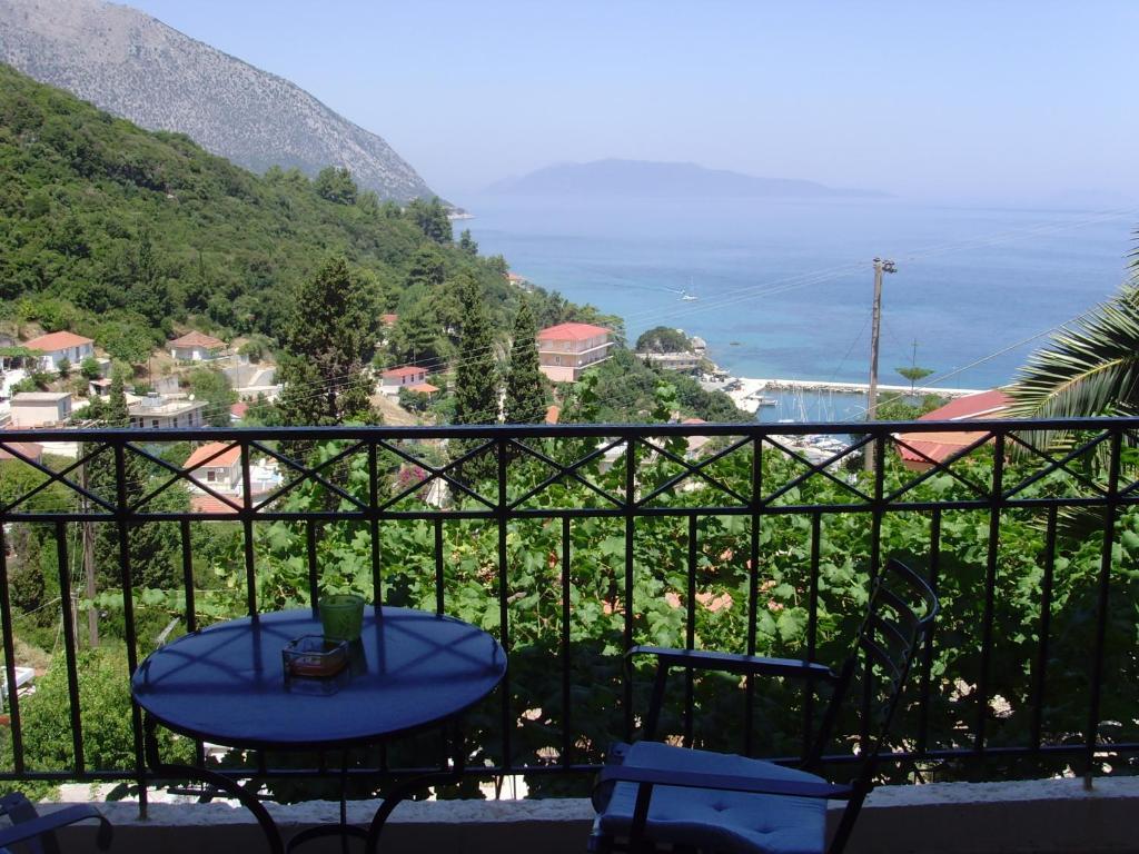 Giannatos' Studios - Makis Poros  Exterior photo